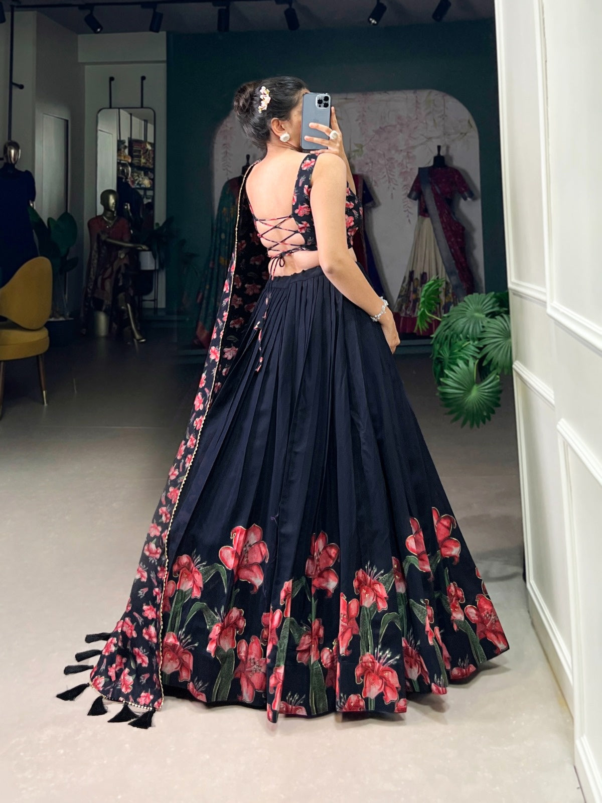 The Perfect Blend of Tradition And Sparkle Lehenga Choli - Black-red